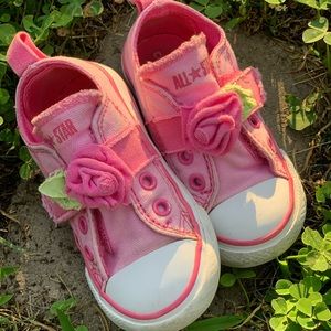 Children’s Converse with Rose detail